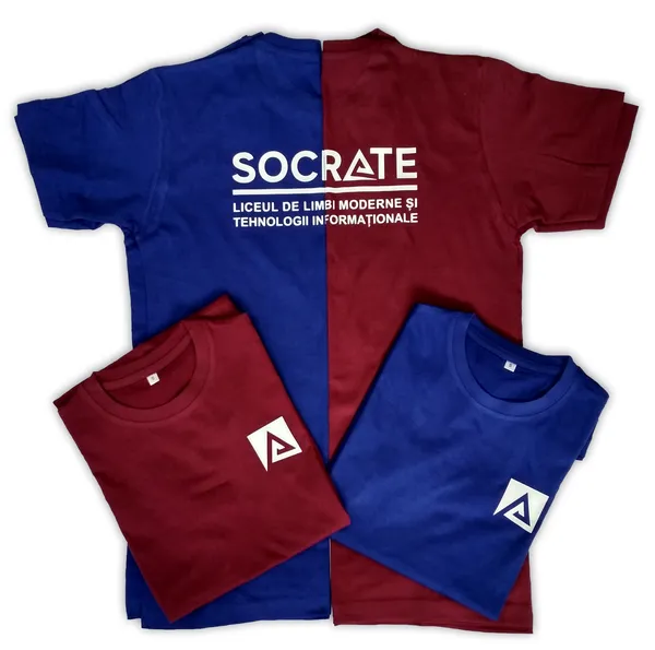 Нанесении логотипа SOCRATE на футболки Teesta.