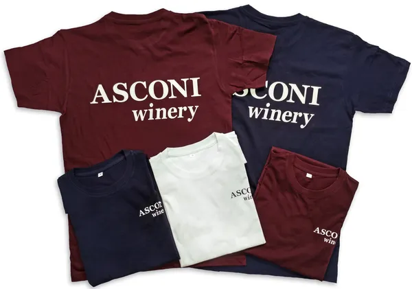 Термонанесение логотипа Asconi Winery на футболки Teesta.