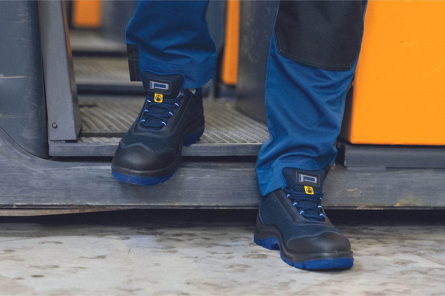 Кроссовки WADE MF ESD S1P SRC