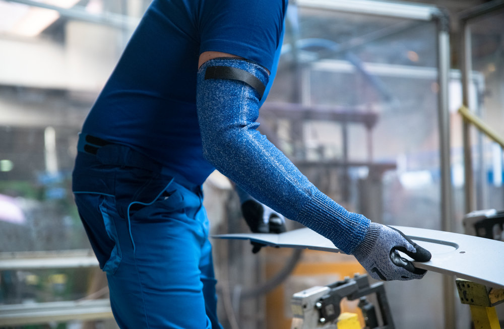 Нарукавник GUAN с защитой от порезов 36 cm Нарукавник GUAN с защитой от порезов 36 cm