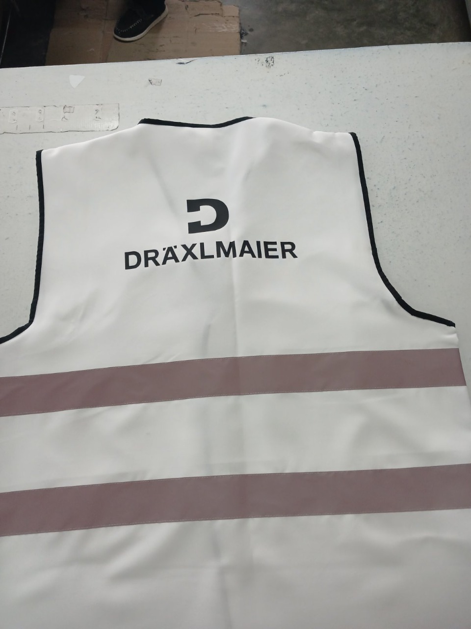 Светоотражающий жилет белый DRA ( MINI MATT - 160 , White #0 )