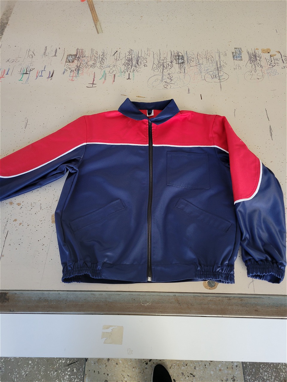 Костюм летний(Куртка + брюки)Neptun 245 (Red #201 Navy#410)