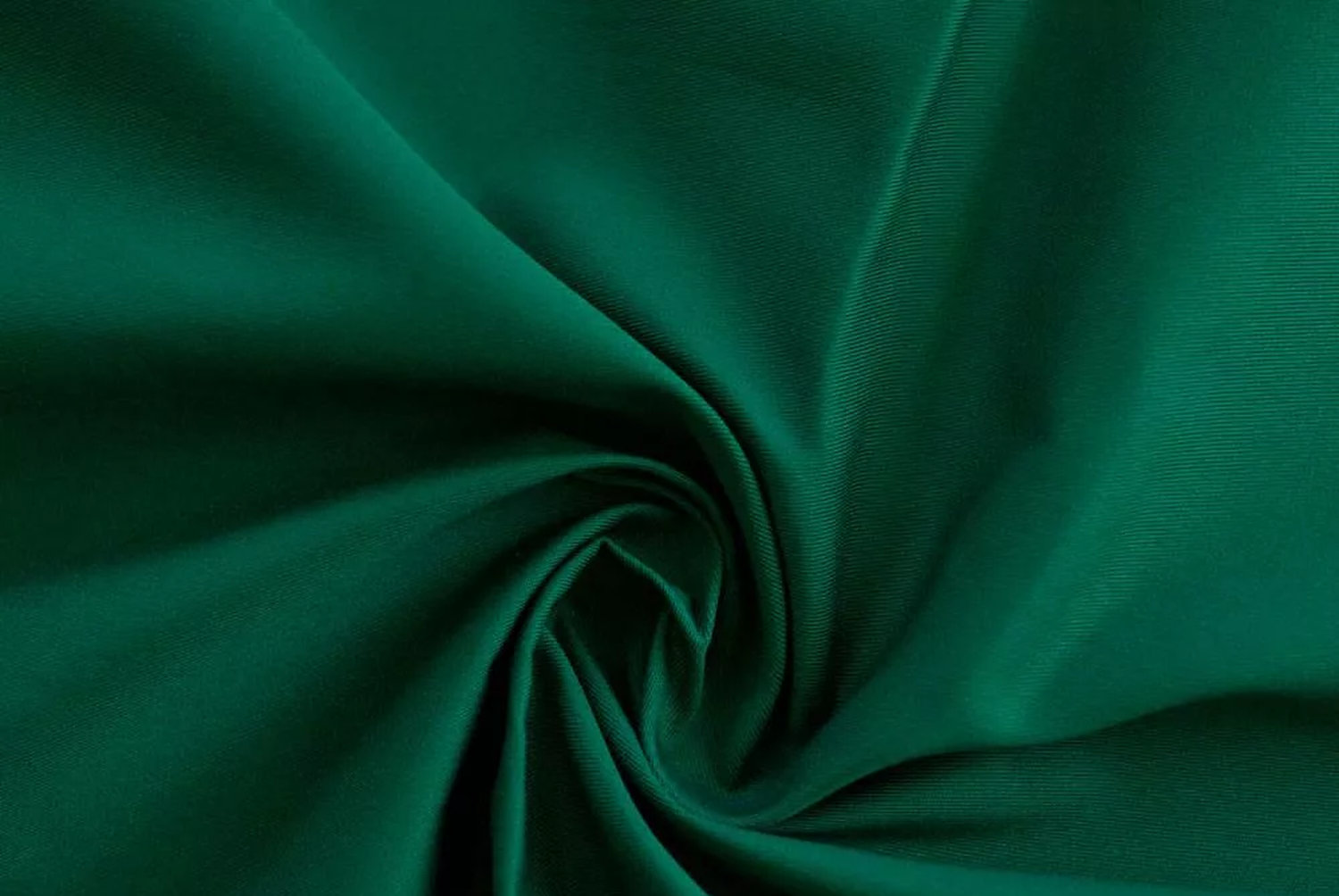 FORMA-165 Green #P4 (165gsm | 65% Polyester, 35% Cotton | Twill 2/1)