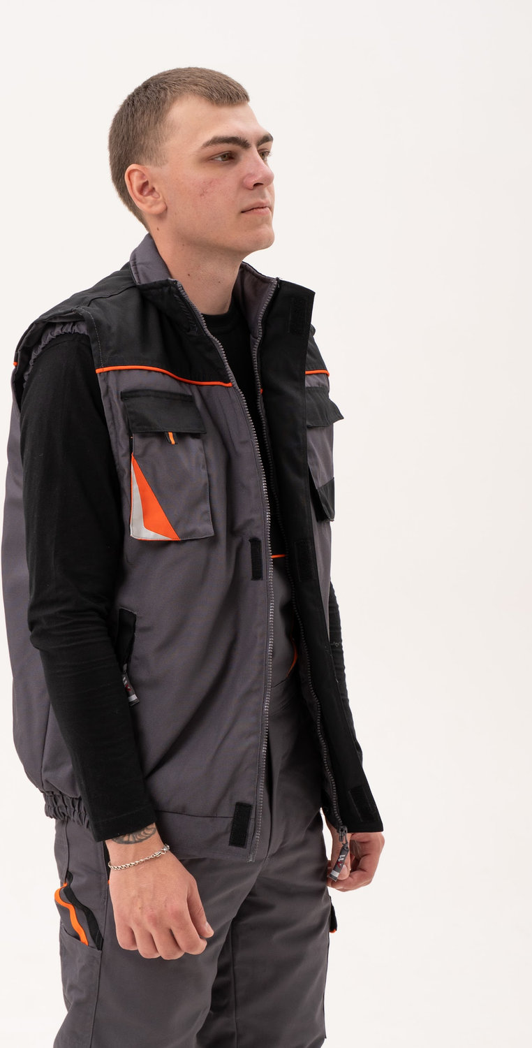 Зимний утепленный жилет Professional