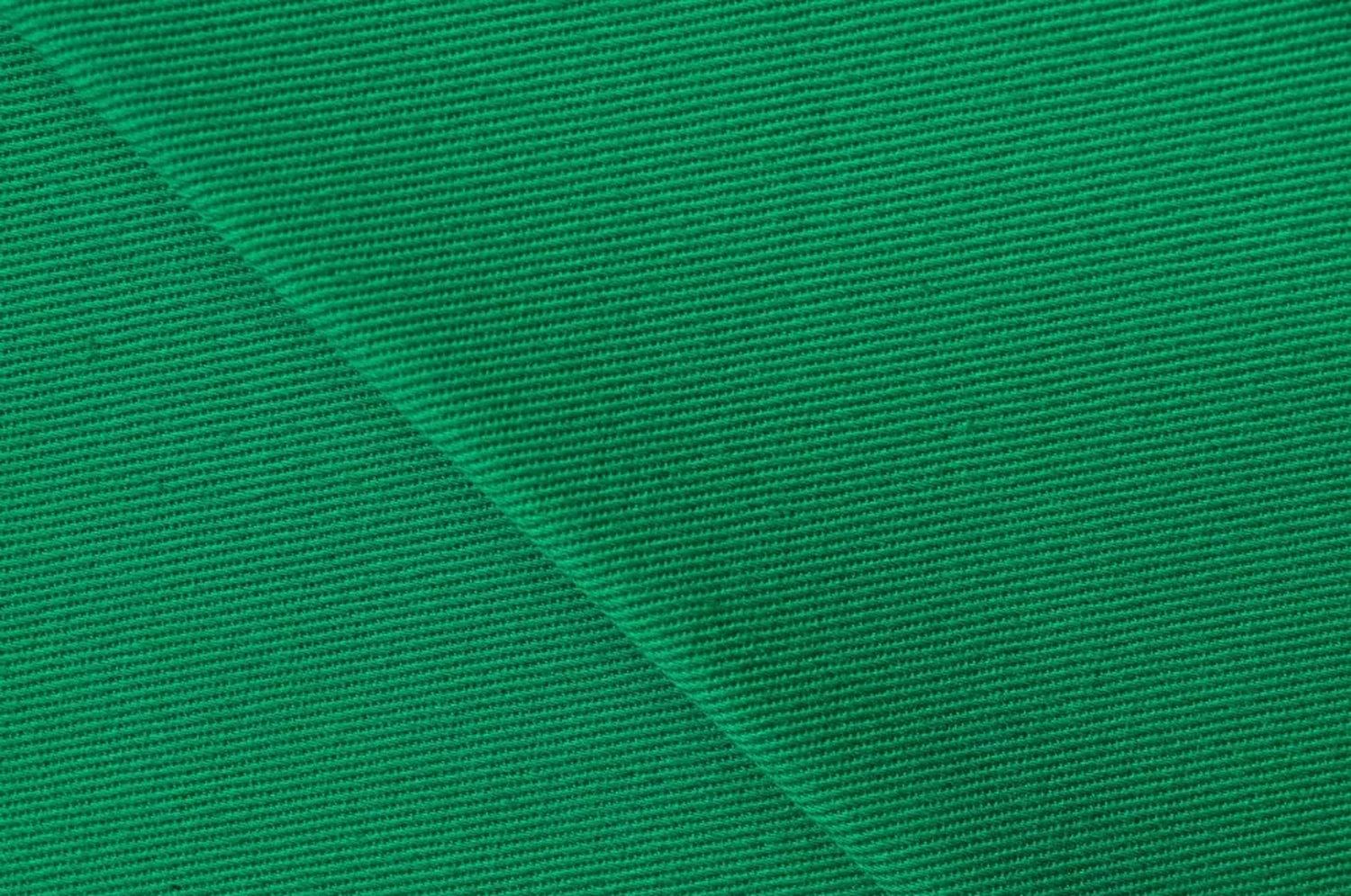 MARS-285 Green 588 (285gsm | 100% Cotton | Twill 3/1)