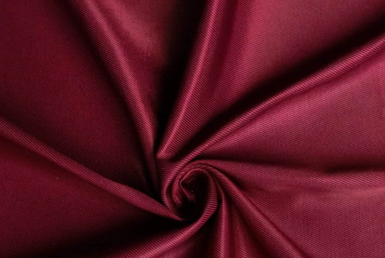 NEPTUN-245 Wine red 290 (245gsm | 50% Cotton (inside), 50% Polyester (outside) | Twill 3/1) NEPTUN-245 Wine red 290 (245gsm | 50% Cotton (inside), 50% Polyester (outside) | Twill 3/1)
