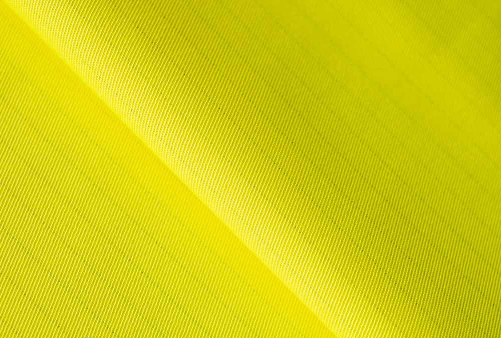 POSEIDON-300 HV Yellow (300gsm | 80% bumbac, 19% poliester, 1% antistatice | Diagonala 2 / 2) POSEIDON-300 HV Yellow (300gsm | 80% bumbac, 19% poliester, 1% antistatice | Diagonala 2 / 2)