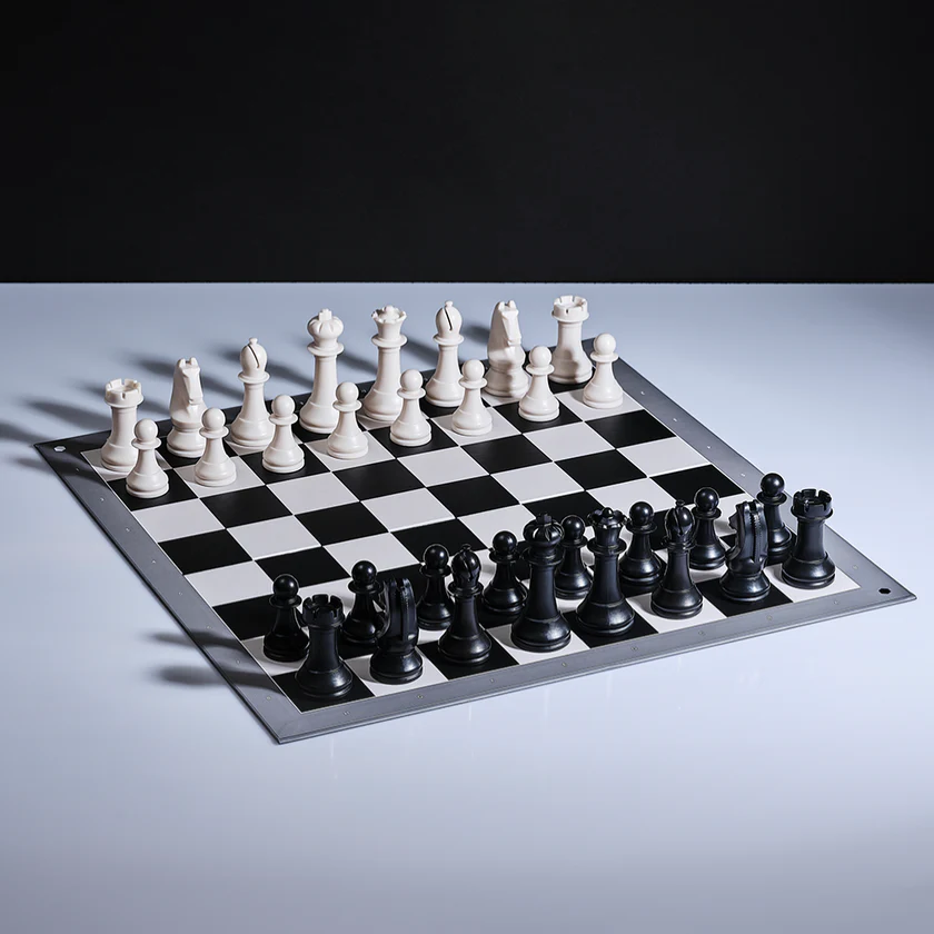 Набор с дополнительными ферзями Набор с дополнительными ферзями