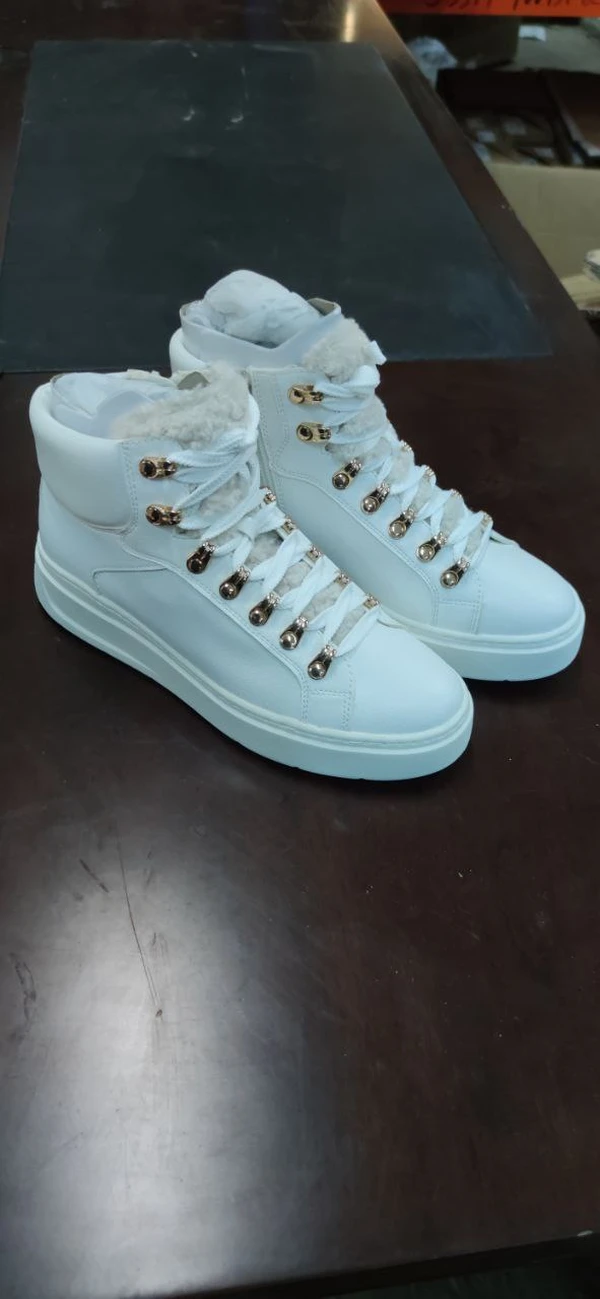 Женские ботинки TAMARIS - Белые
